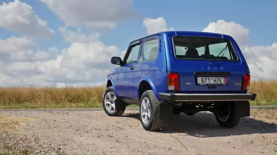 Lada Niva Legend