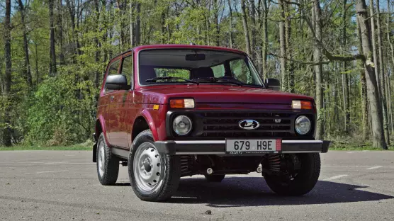 Lada Niva Legend