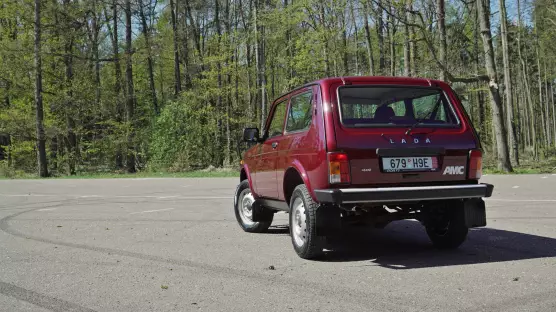 Lada Niva Legend
