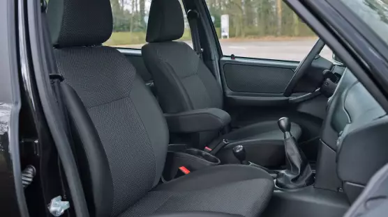 Lada Niva Travel