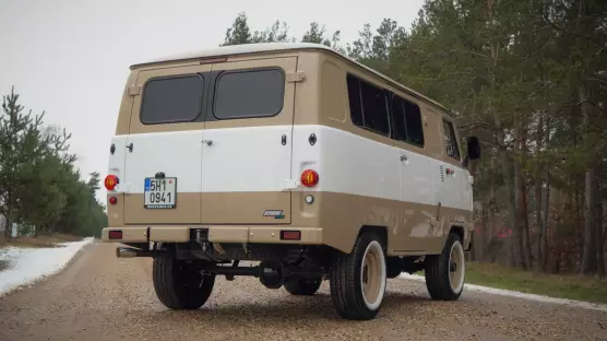 UAZ 2206 Bukhanka AMC