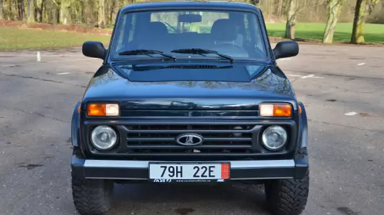 Lada Niva Legend