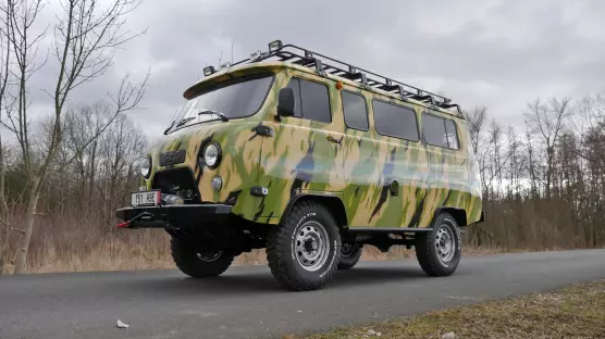 UAZ 2206 Bukhanka