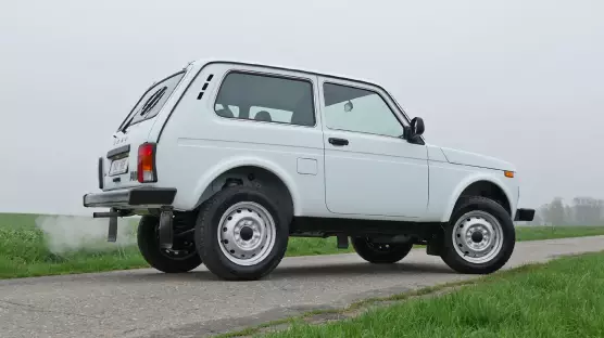 Lada Niva Legend