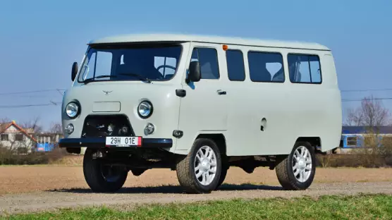 UAZ 2206 Bukhanka