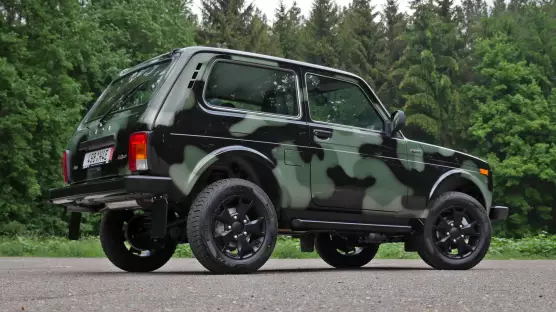 Lada Niva Legend