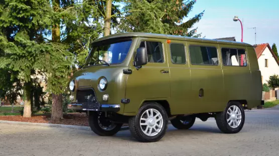 UAZ 2206 Bukhanka