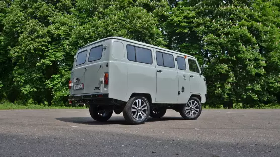 UAZ 2206 Bukhanka SG
