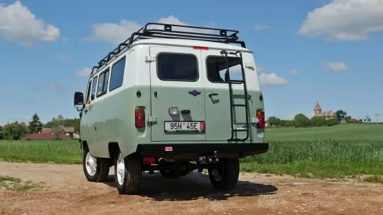 UAZ 2206 Bukhanka