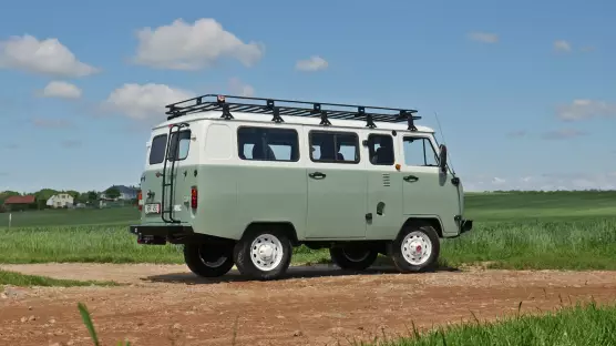 UAZ 2206 Bukhanka